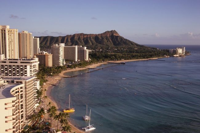 waikiki-beach-553621_1280